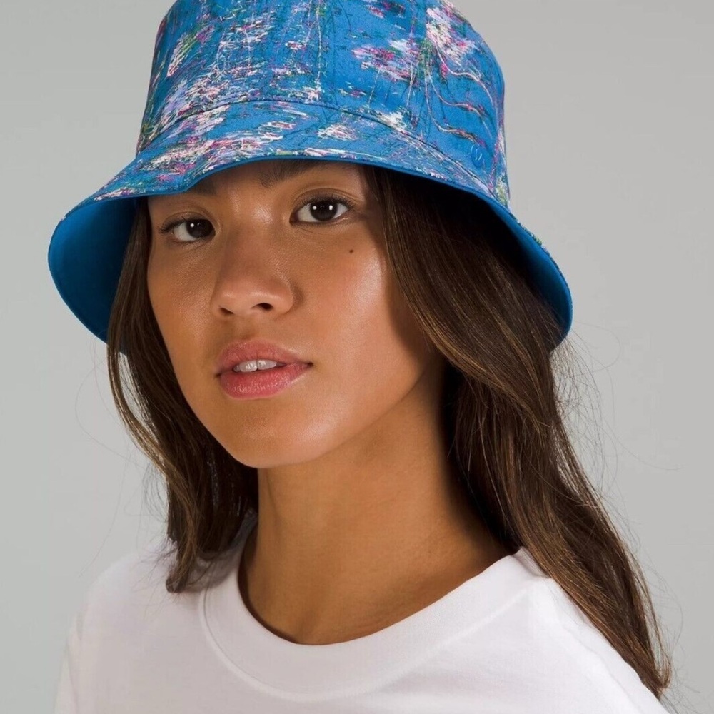 lululemon athletica Blue Floral-Print Bucket Hat